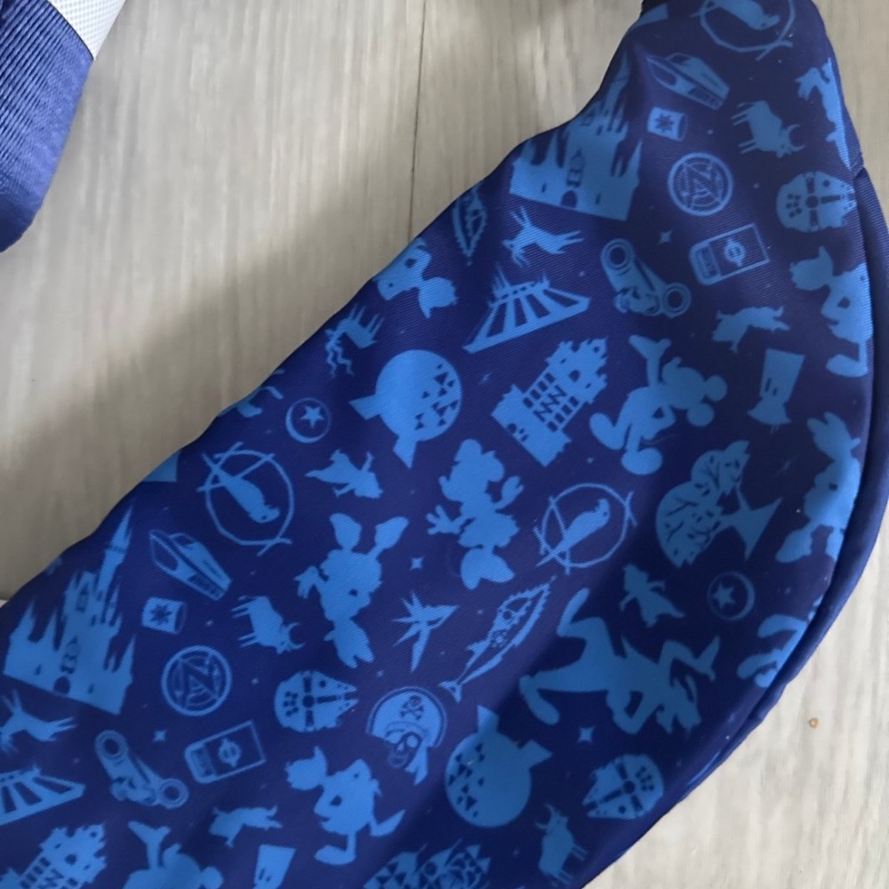 Disney Navy and Teal Belt Bag - Picture 3 of 3